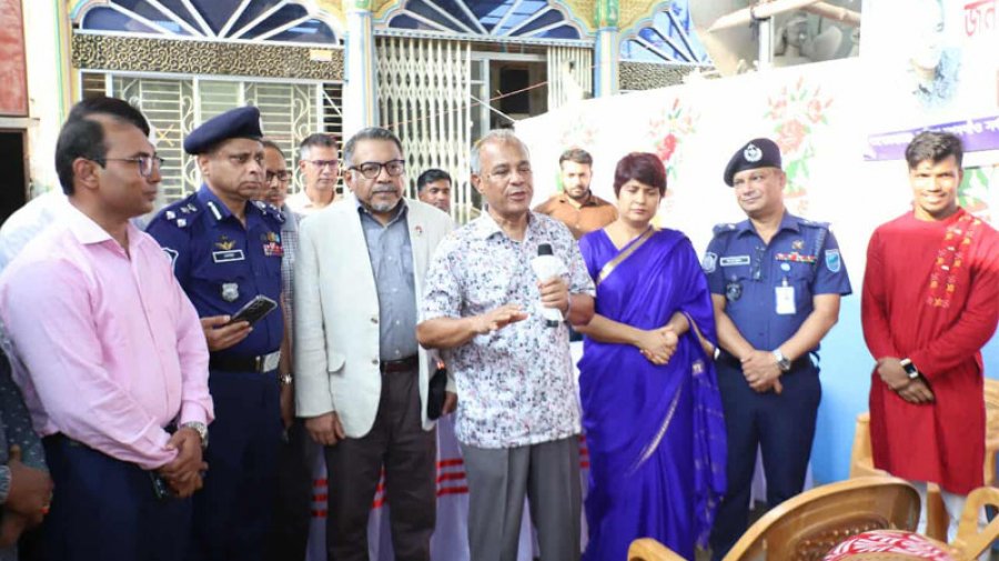 পূজামণ্ডপে শান্তি-শৃঙ্খলা রক্ষার পাশাপাশি পবিত্রতা বজায় রাখতে হবে: স্বরাষ্ট্র উপদেষ্টা